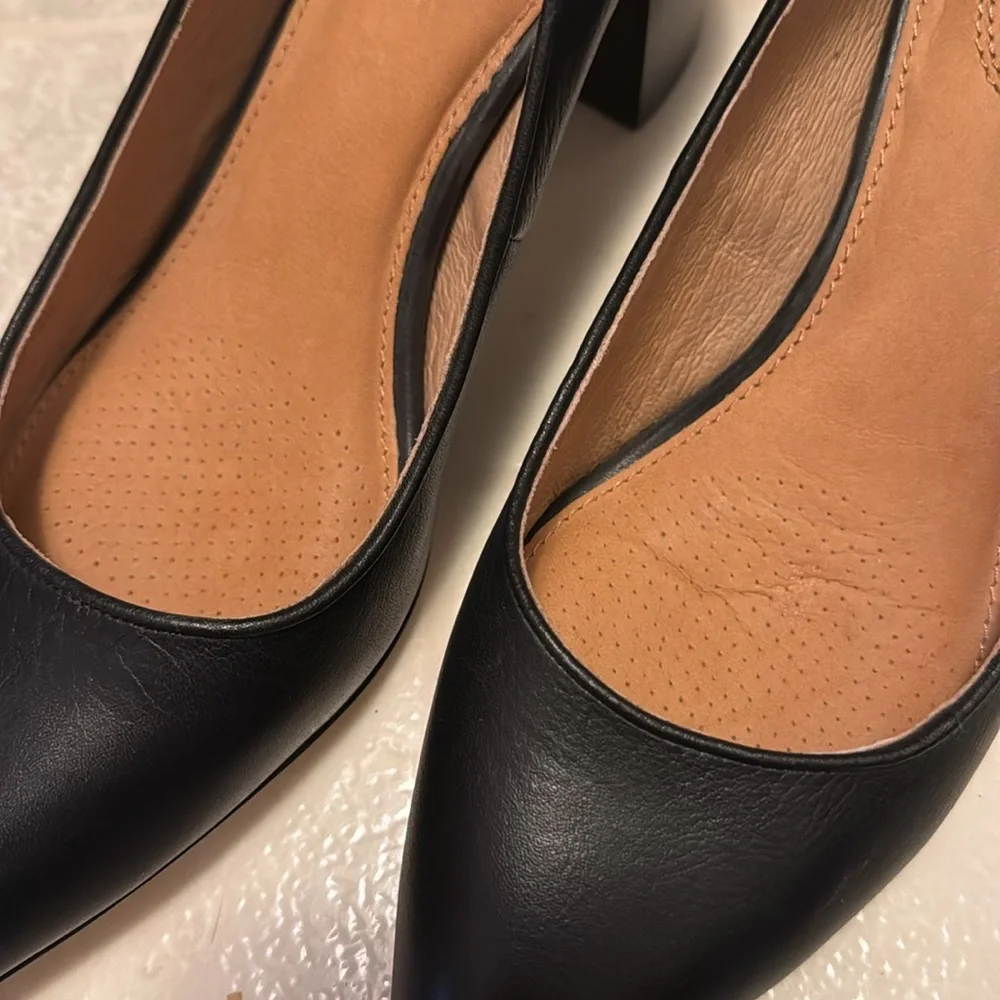 Women’s Corso Como Regina Black Leather Pump w/ Pointy Toe and Block Heel Sz 8 - Picture 6 of 6